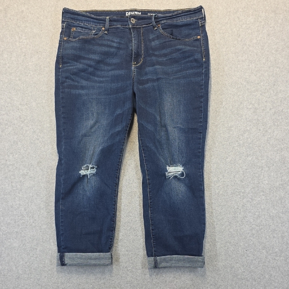 Denizen from Levi’s Modern Slim Boyfriend Distressed Cropped Jeans 14x32